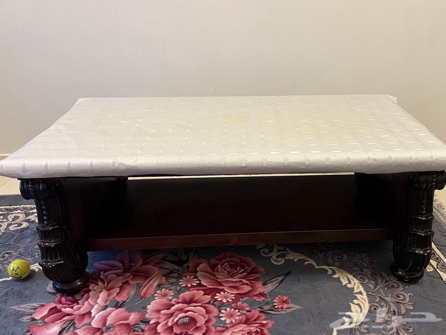 طاولة للبيع64456018982273110