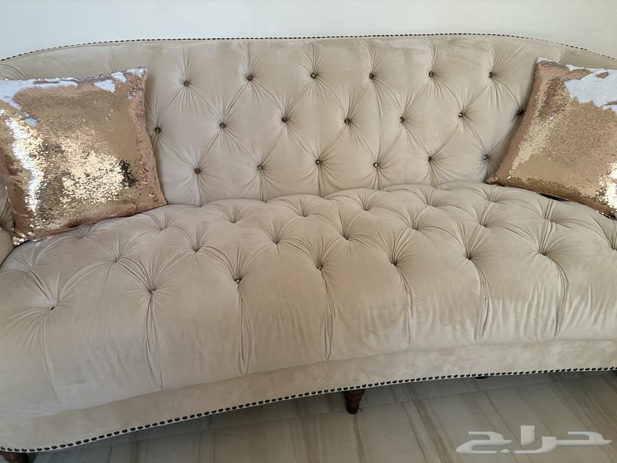 Sofa set for sale, lightly used, consisting of 2 large chairs and 2 small chairs64452211496834111