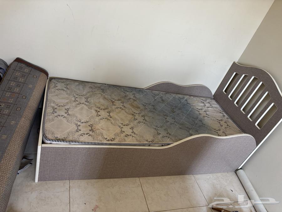 دولاب ملابس مقاس 170 سم   سرير أطفال مقاس 175 سم64452333597315110