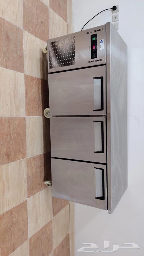 High-quality used freezer with simple use and excellent cooling64456476272001110