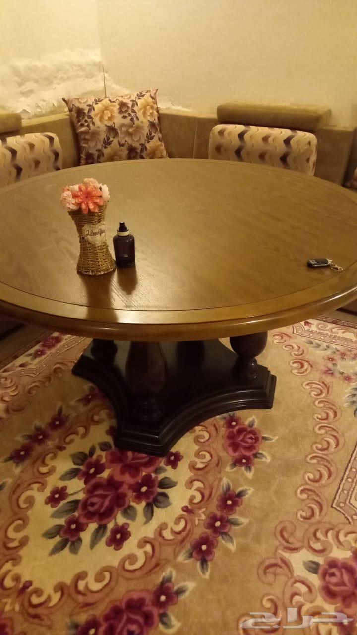 Luxurious table64453093260290110