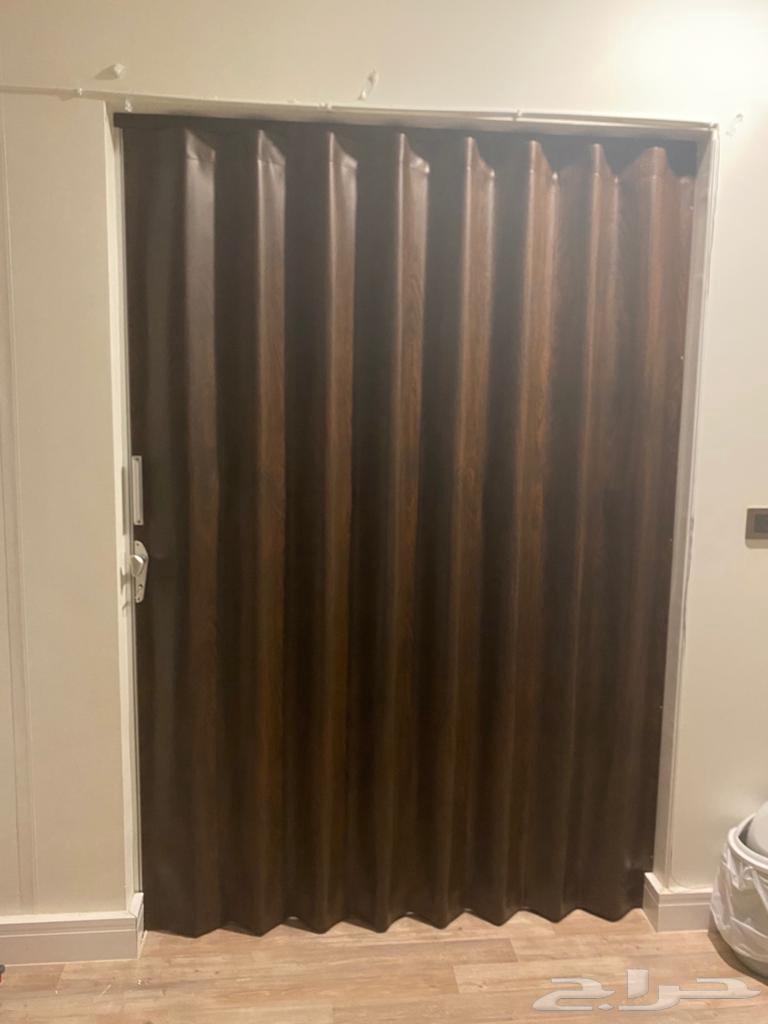 للبيع باب جلد سحاب -(جاهز مقاس كبير)64454674112003111