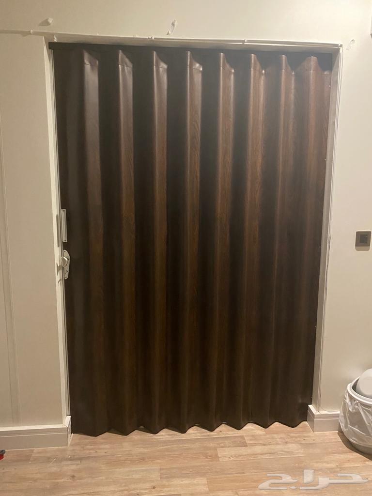 للبيع باب جلد سحاب -(جاهز مقاس كبير)64454674112003110