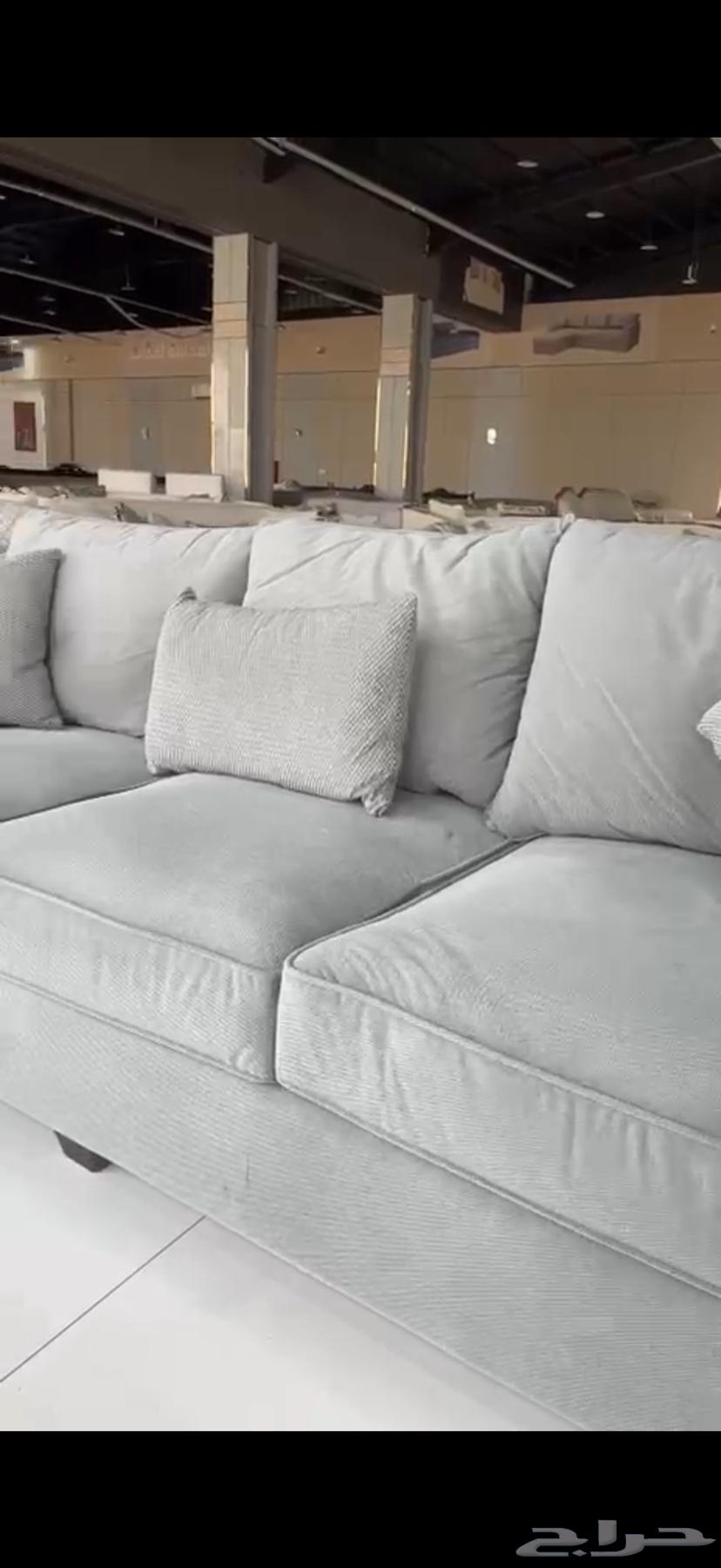 New sofa, haven't taken it from the store yet, selling it because its size turned out to be too large64455440805250113