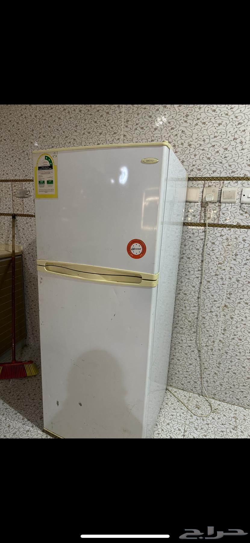 Building in front of Wasni64452197974787110