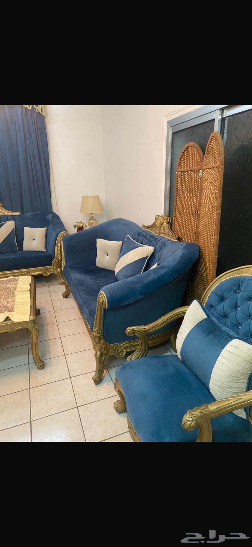 كنب كلاسيكي فاخر من الاخر للبيع بجده64450611407491112