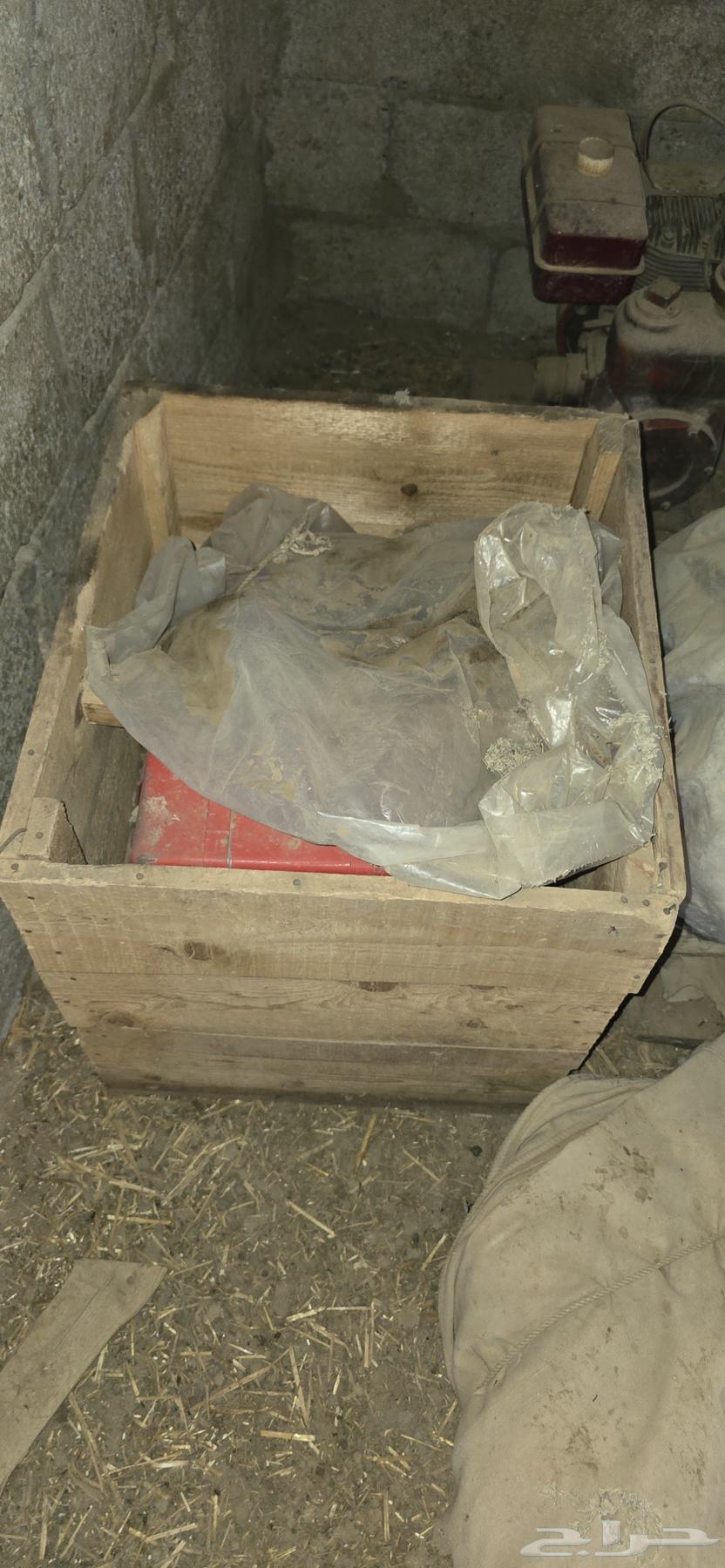 A new Moroccan car with a box that doesn't work at all64453297979137111