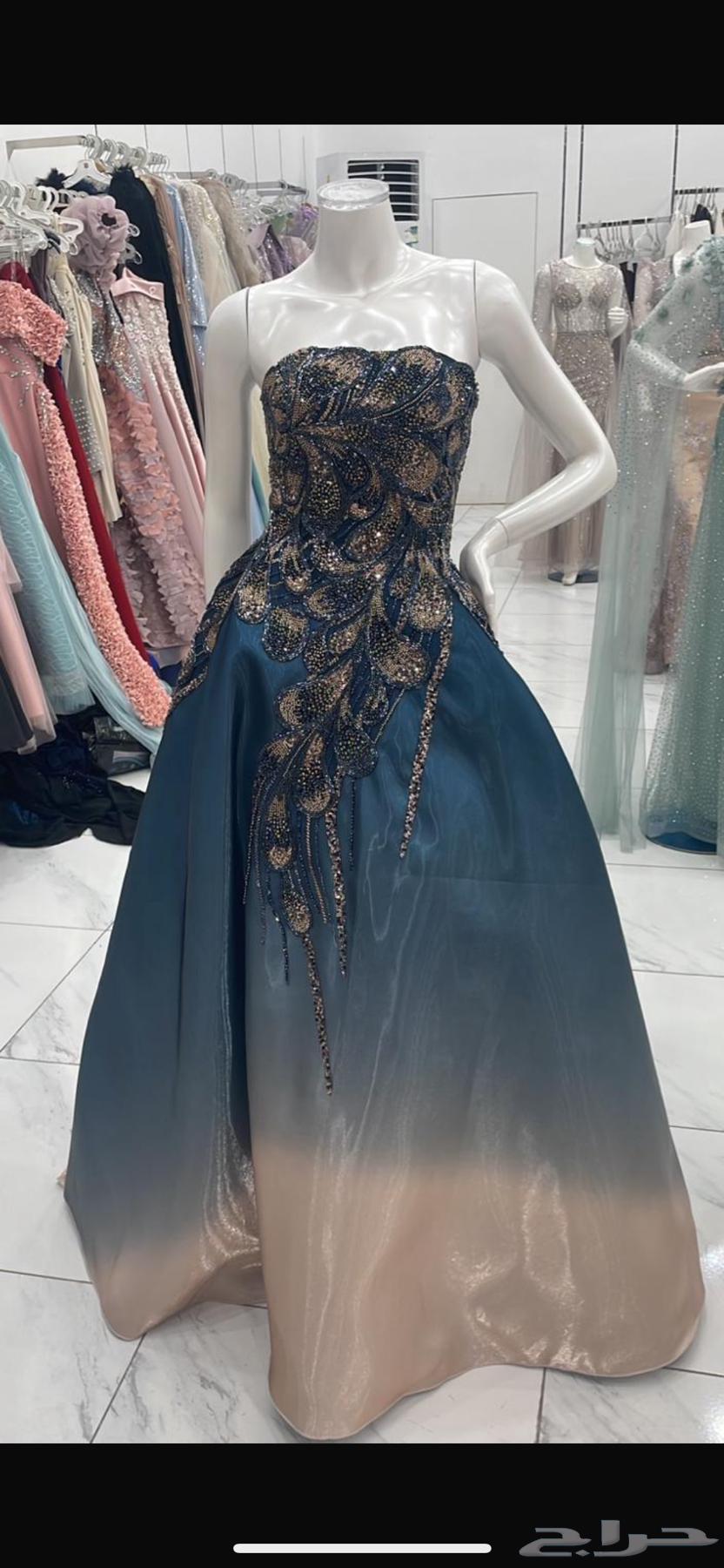 فستان سهره اخذتوه بي 900  وابيه بي700  وقابل لتفاوض64454784348161110