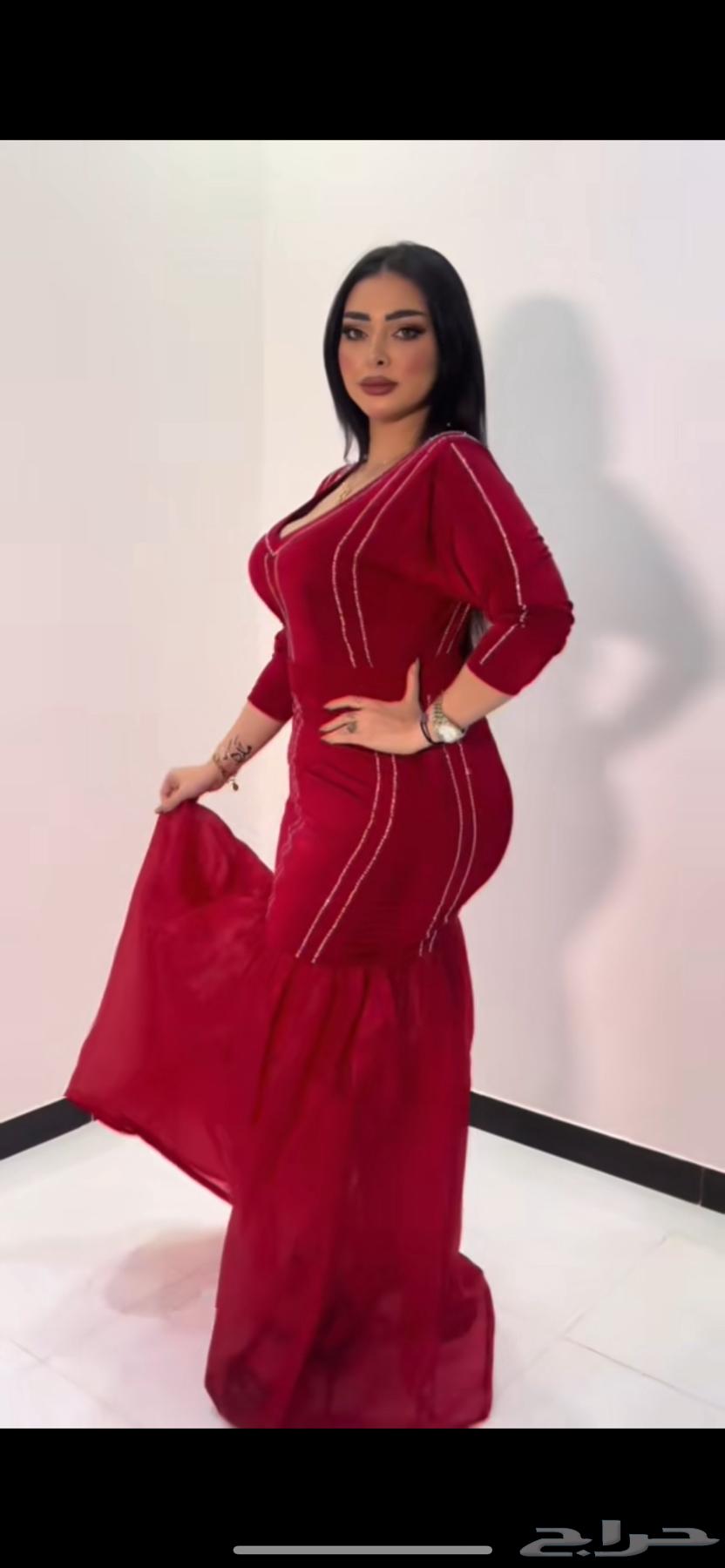 فساتين و جلابيه للبيع وغير ملبوسه و غير مستخدمة نهائيا64454482072963110