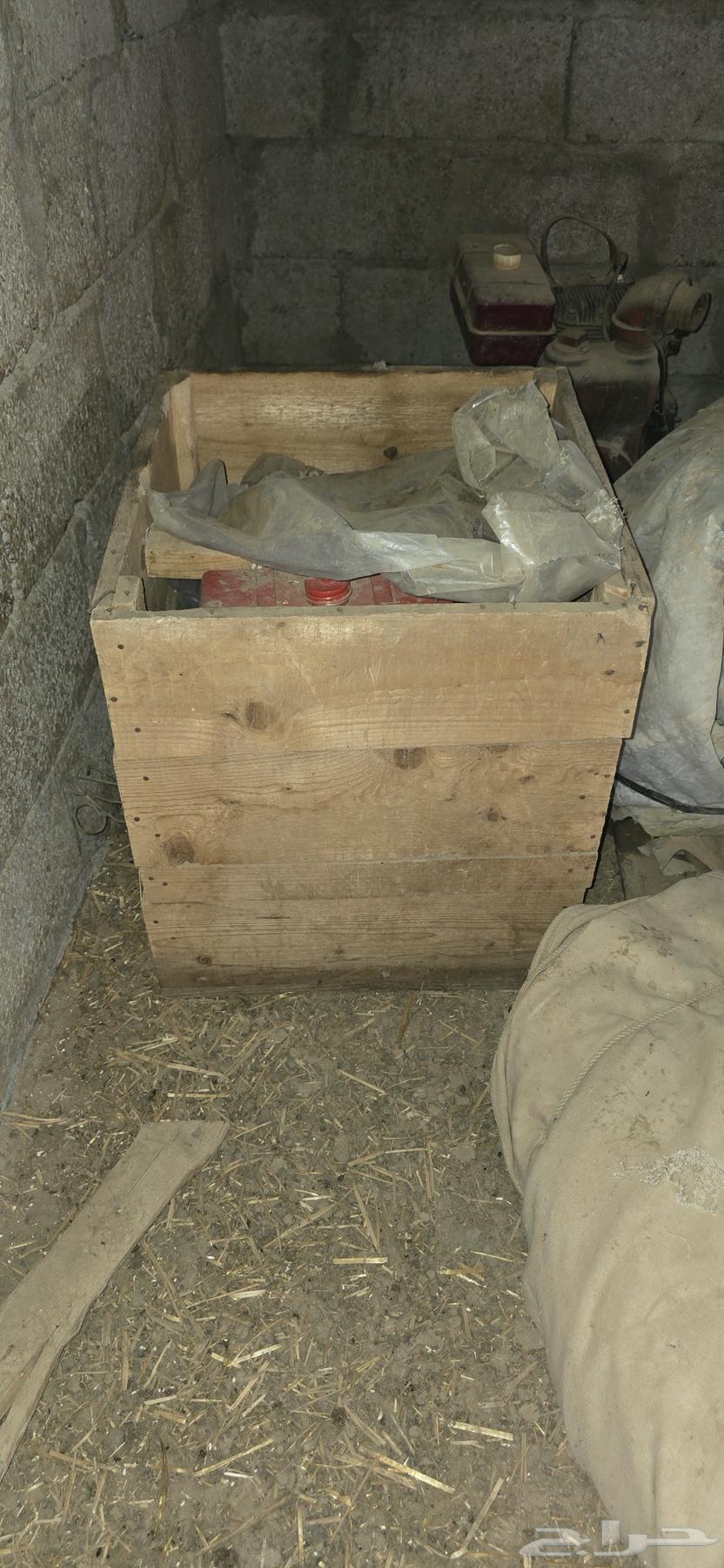 A new Moroccan car with a box that doesn't work at all64453297979137112