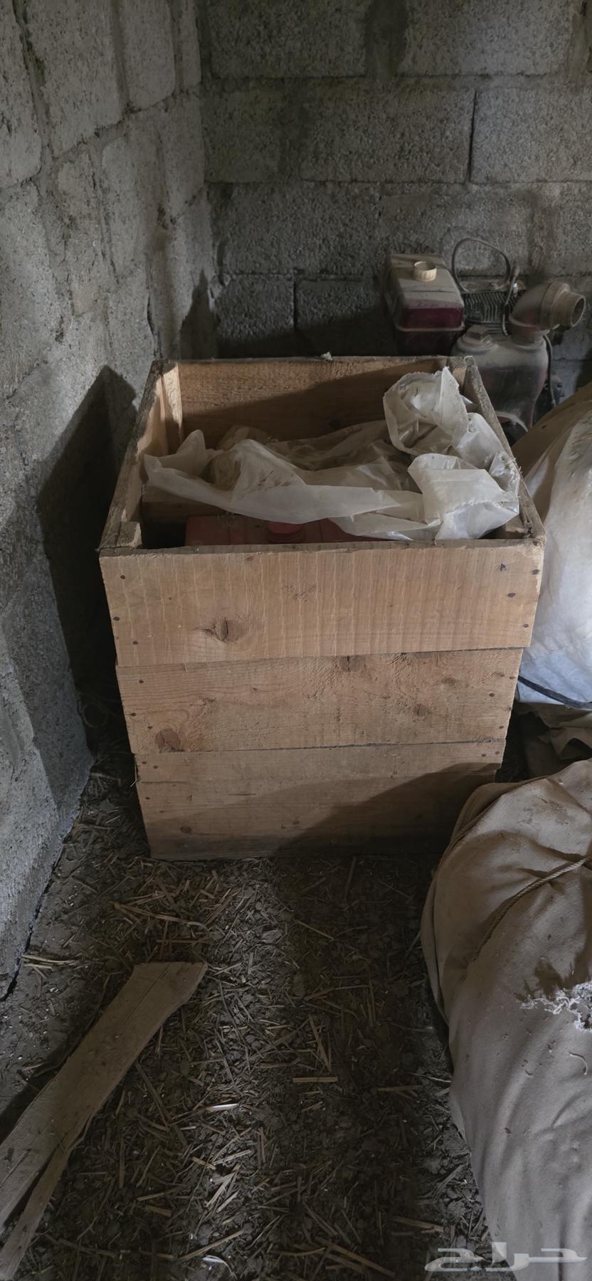 A new Moroccan car with a box that doesn't work at all64453297979137110