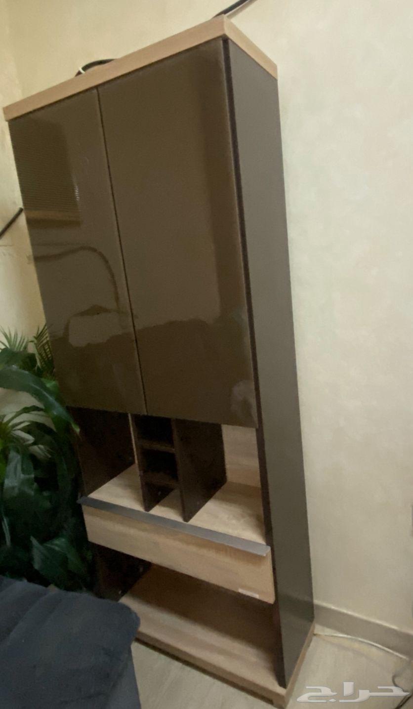 دولاب شبه جديد64455645781378110