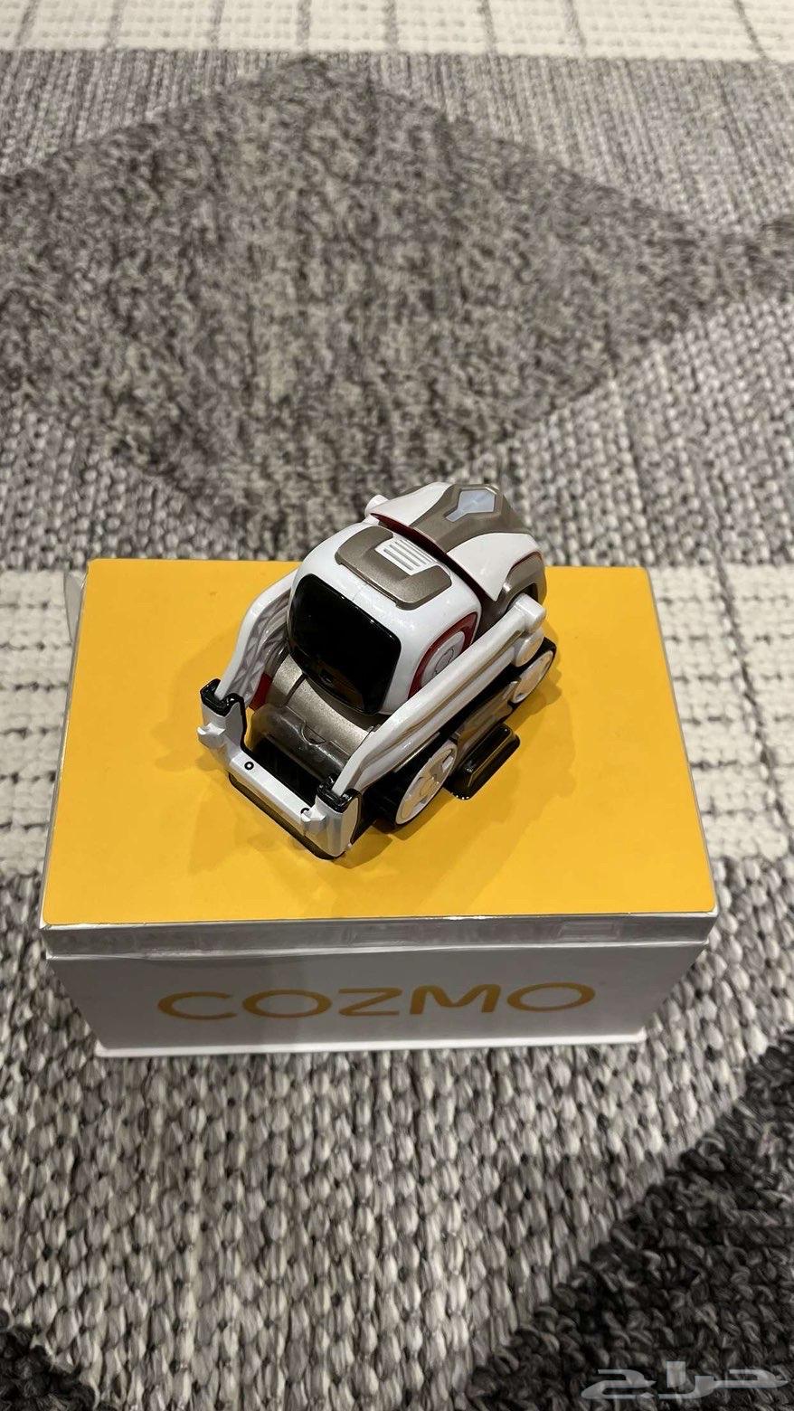 Robot Cozmo64455318339843110