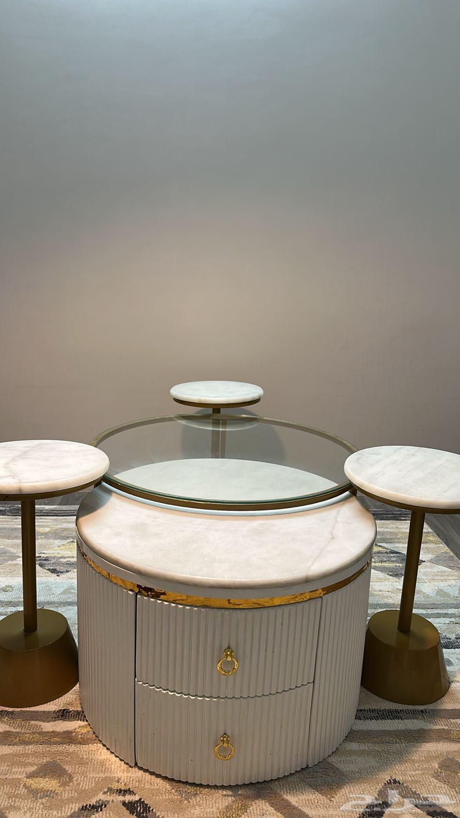 Reception table64455645772929110