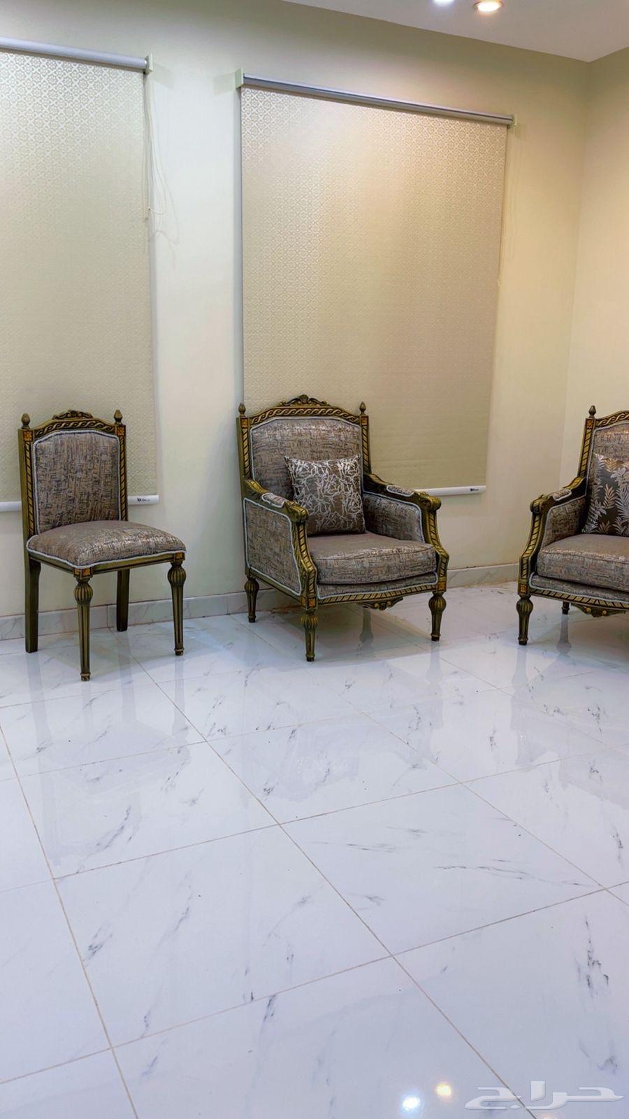 Sofa64452563078274112