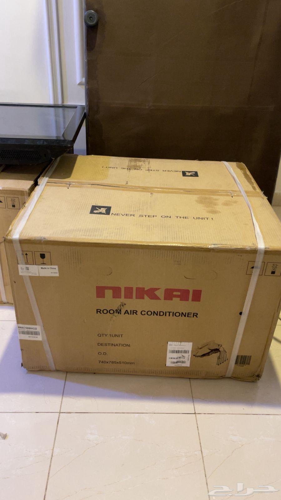 Semi-new furniture, 2 window air conditioners, washing machine, new TV, and oven64451486255747110