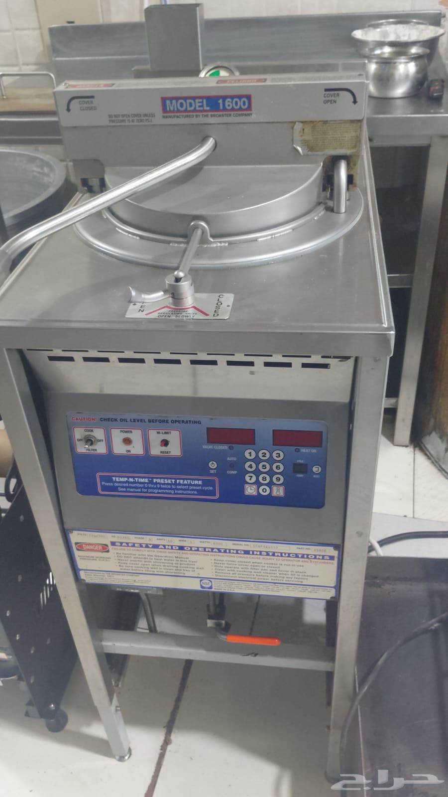 للبيع مكينه بروستد أمريكيه الصنع شبه جديده64450537131266110