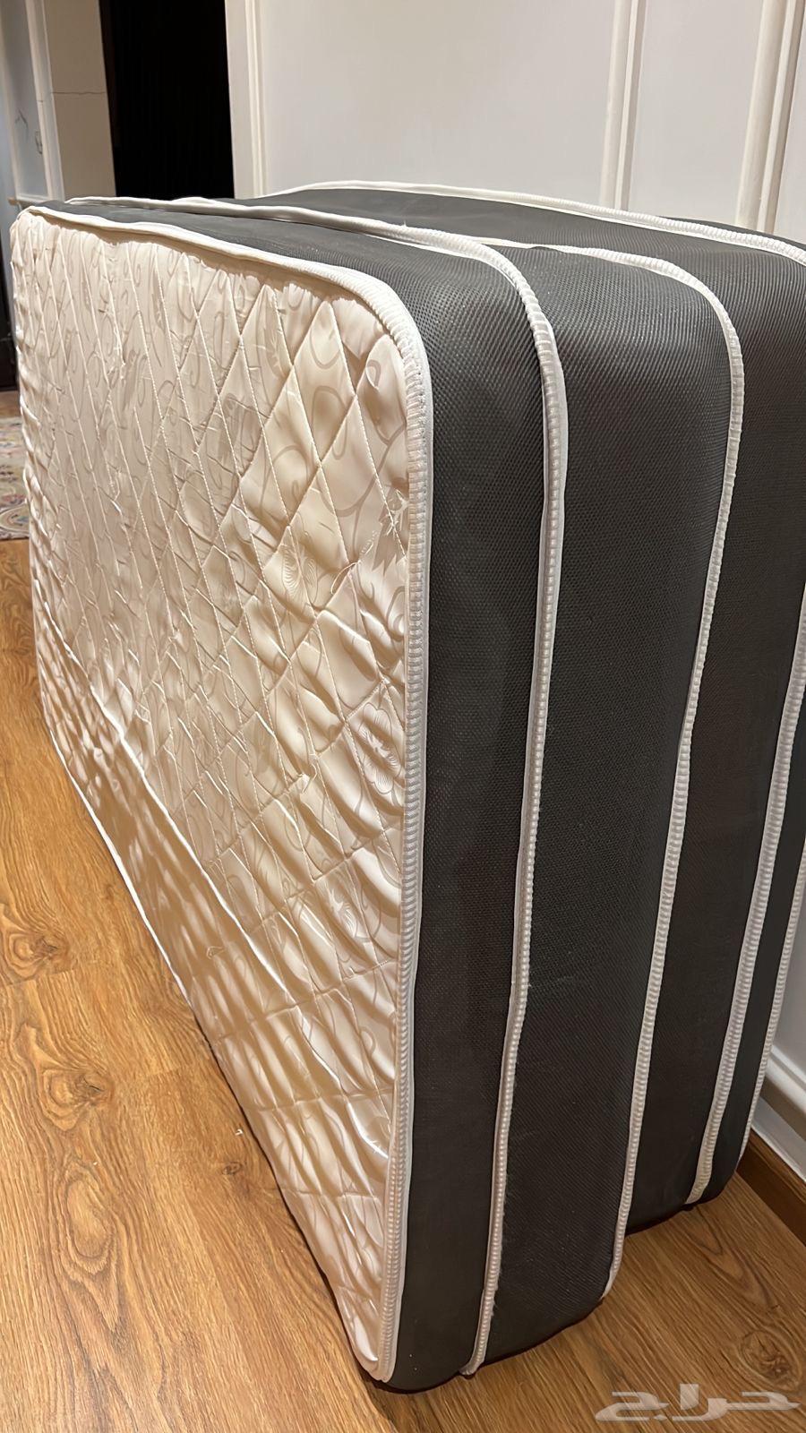 للبيع مرتبة سرير - دوشك64455140309121110