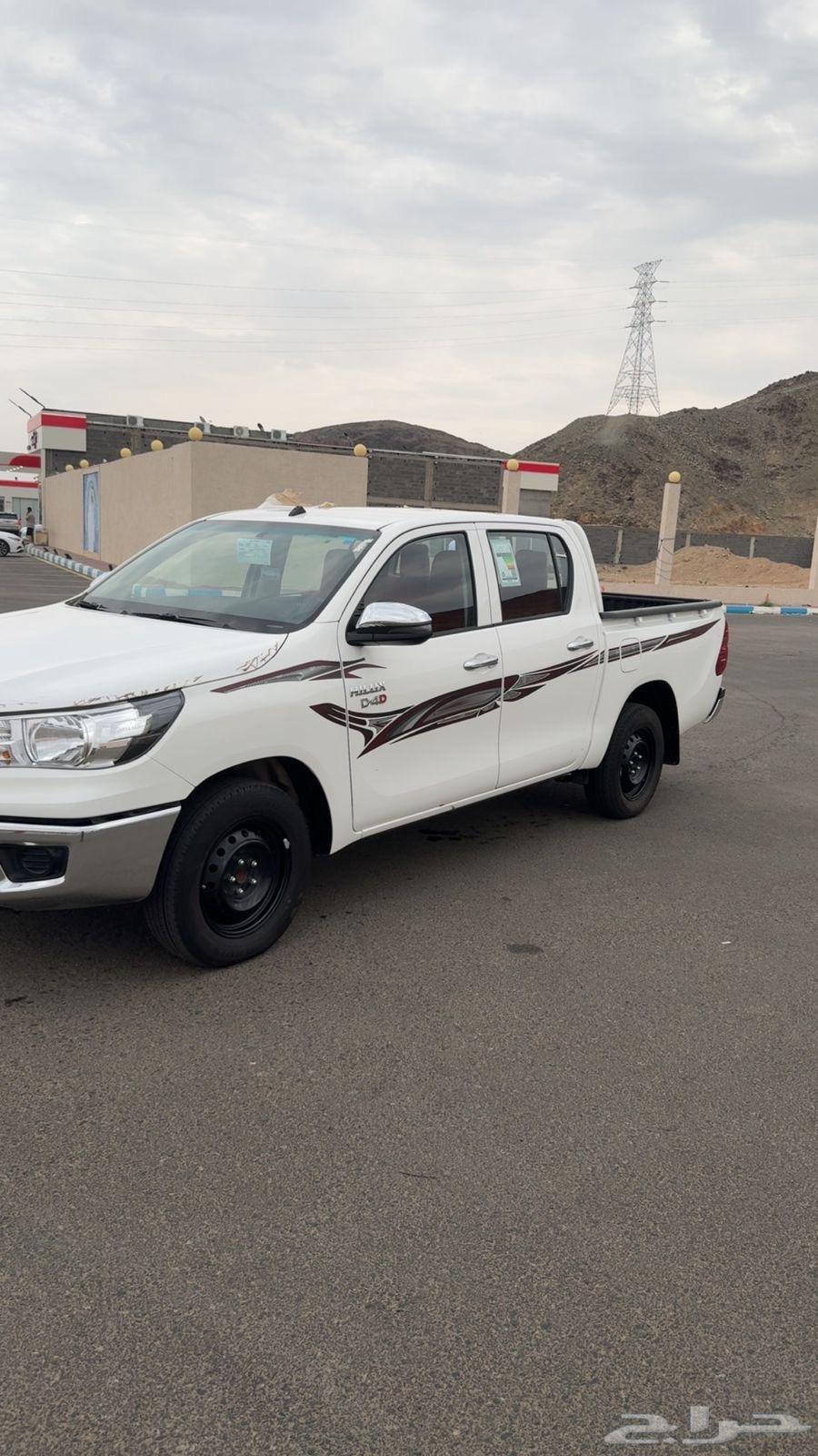 هايلكس 2025 ديزل للتقبيل64621530079361111