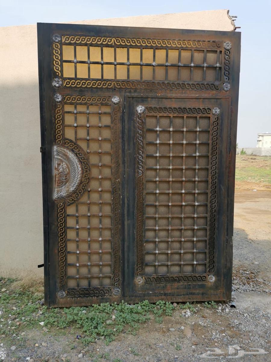 بوابة للبيع64407825328899112