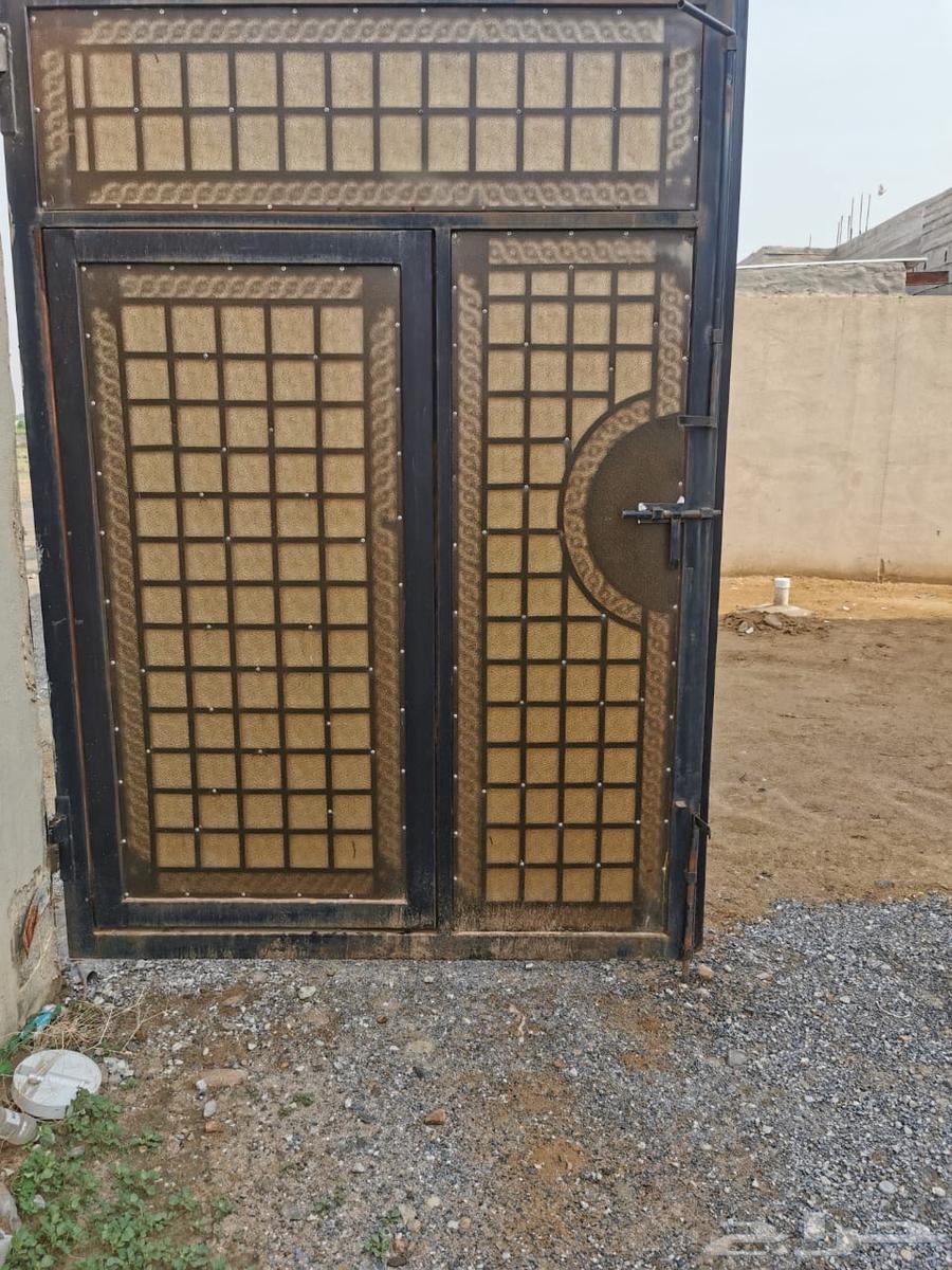 بوابة للبيع64407825328899114