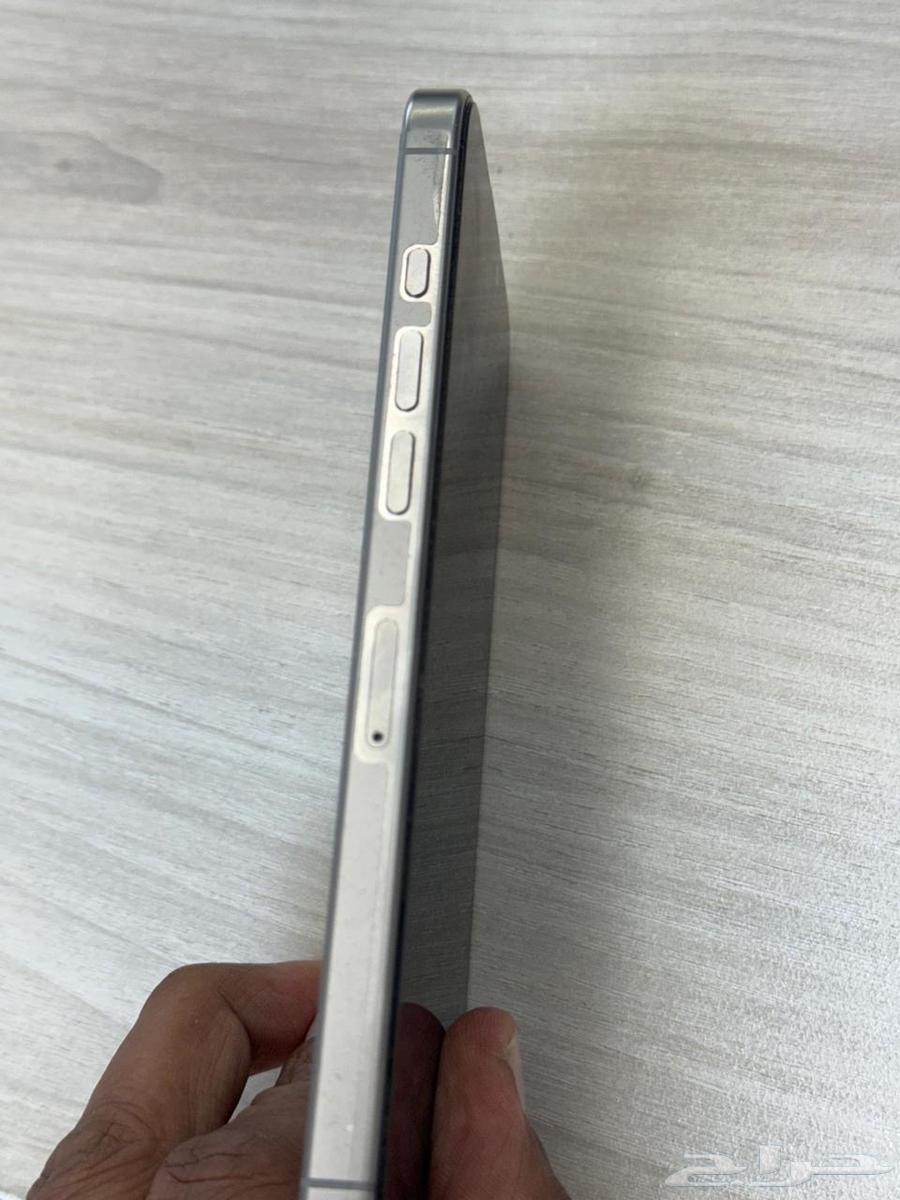 ايفون 16 بروماكس 100   بطارية تيتانيوم طبيعي64456490129411114