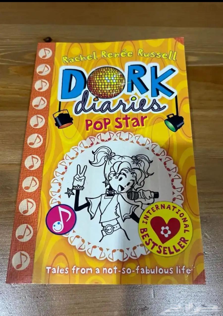 Diary of a Wimpy Kid Dork Diaries English language books64454784338817111