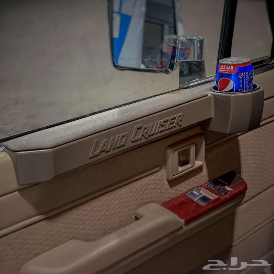 طقم حامل اكواب مع مسند للذراع للربع و الشاص64625441708417110