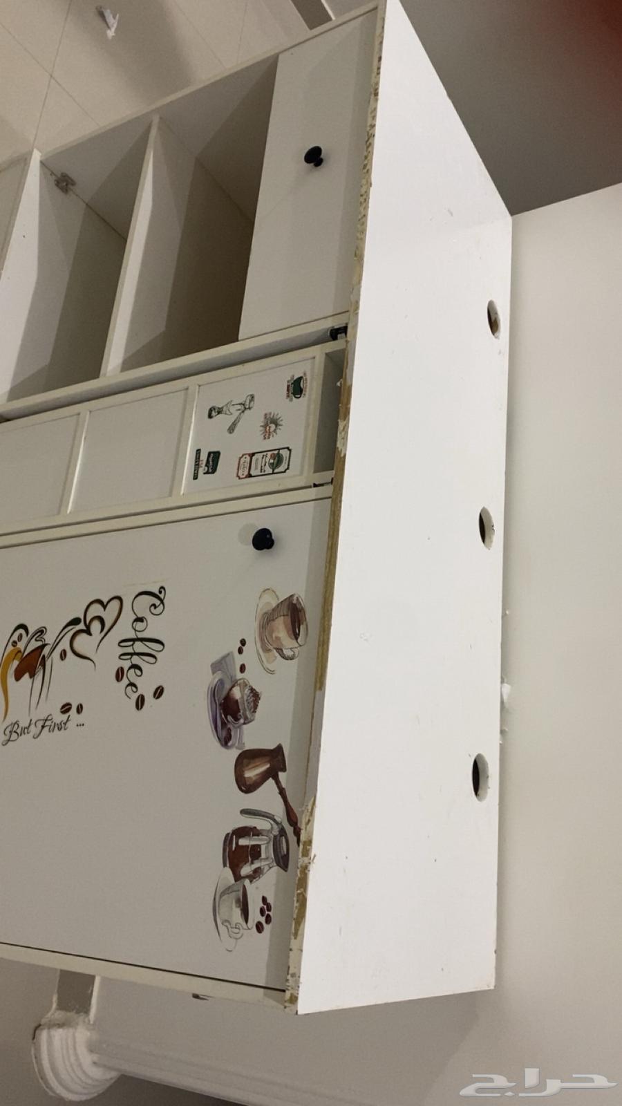 Coffee table with some scratches, width 60 and length 15064461670480771110