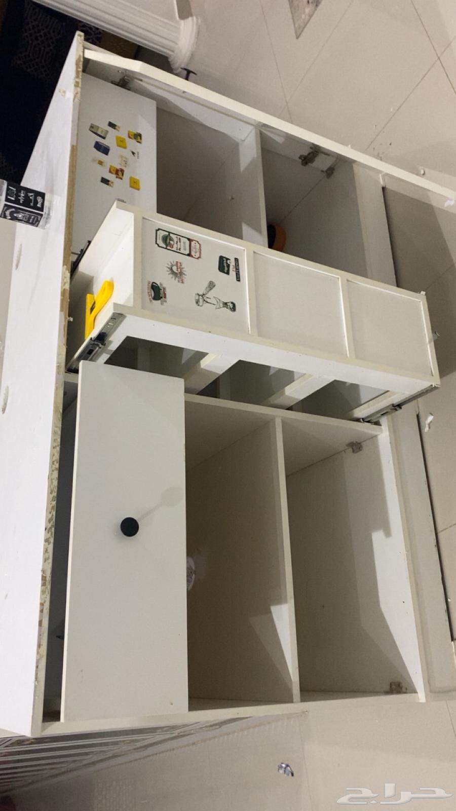 Coffee table with some scratches, width 60 and length 15064461670480771111