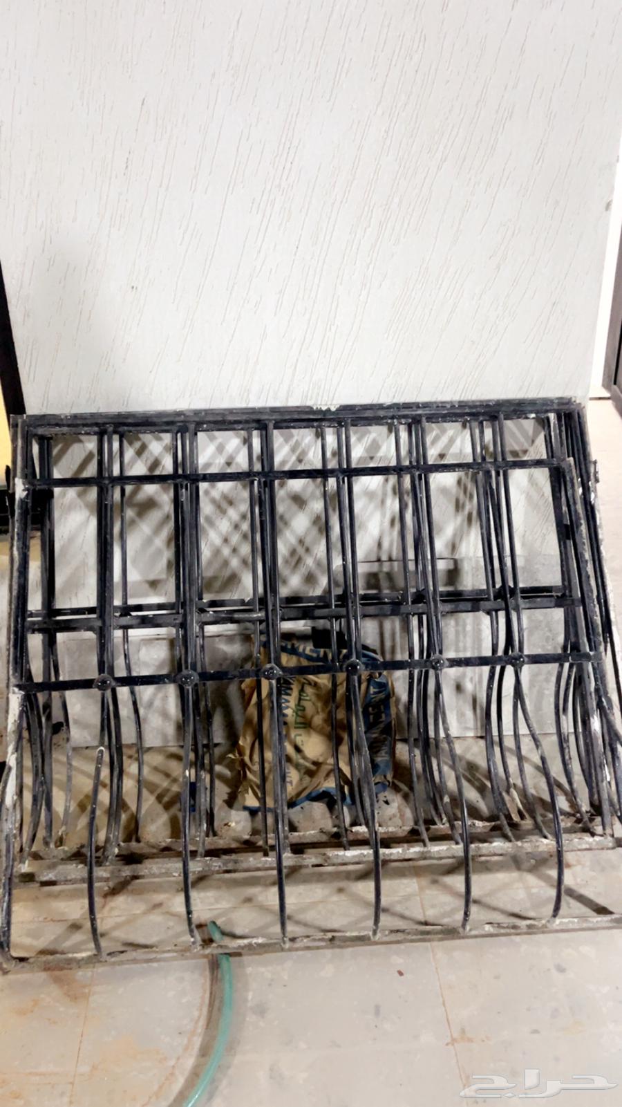 للبيع شبابيك حديد العدد 564462746741762110