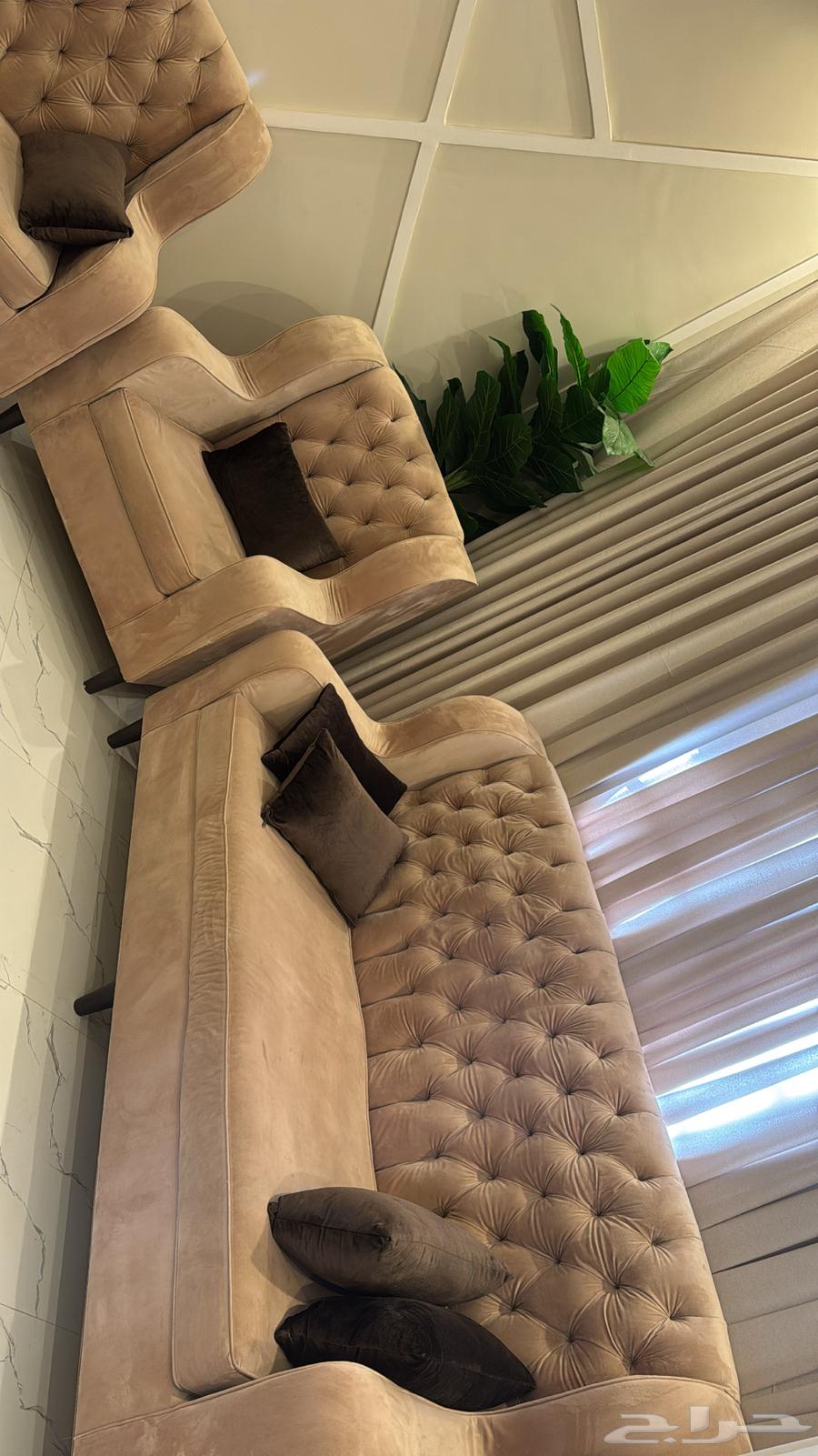 كنب مستخدم للبيع64461104001538110