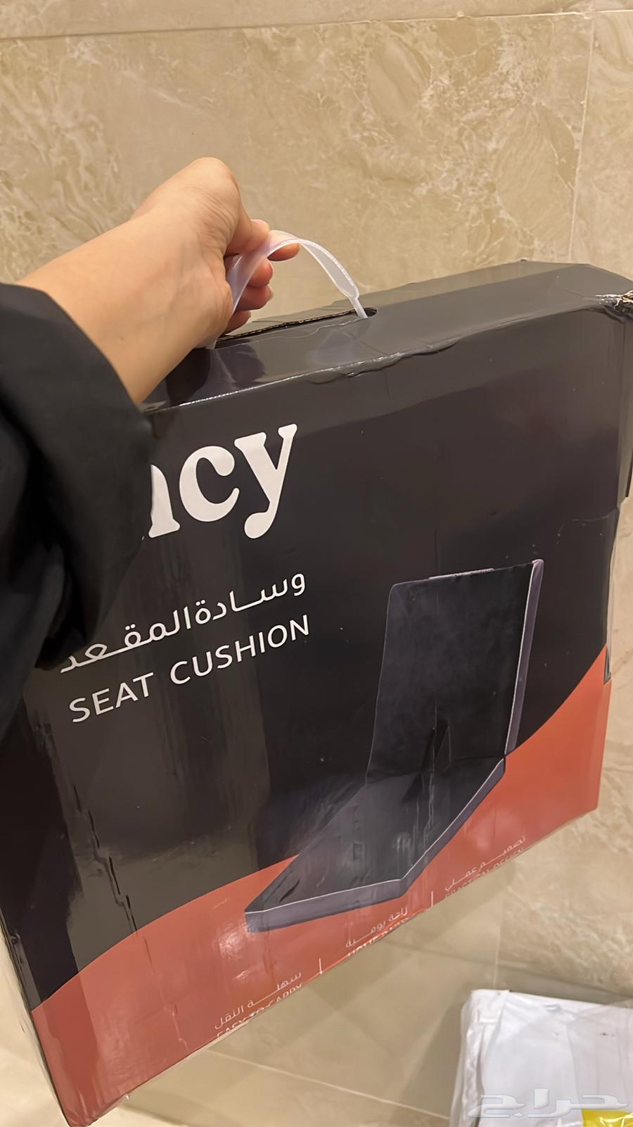 Items64460707642371110