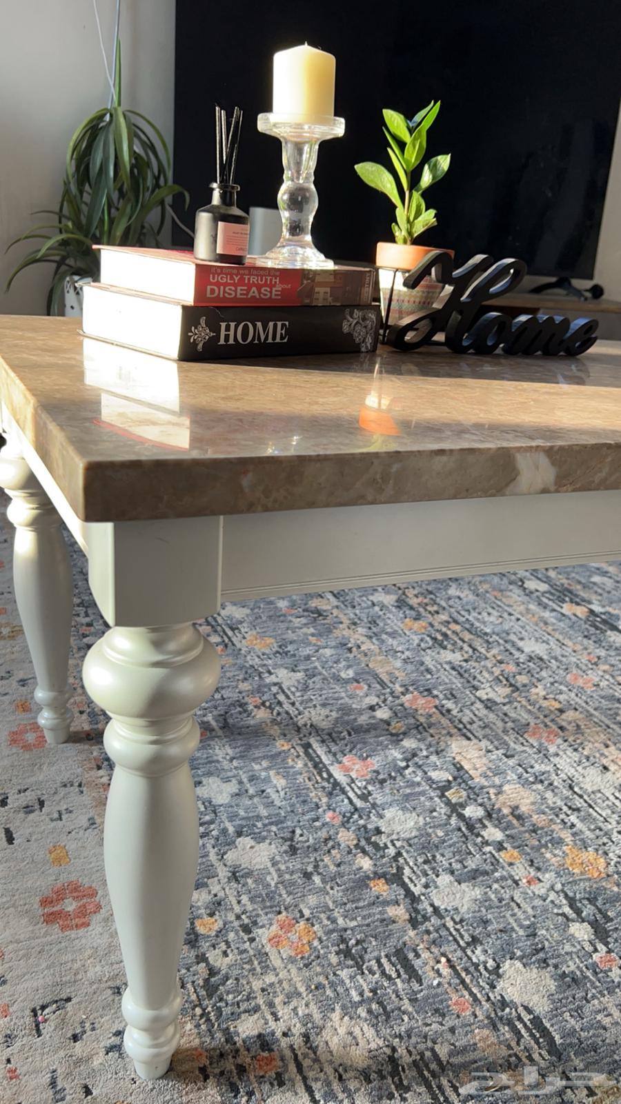 طاولة قهوة من هوم سنتر و مكتب دراسة مع كرسي دوار64460338608513114