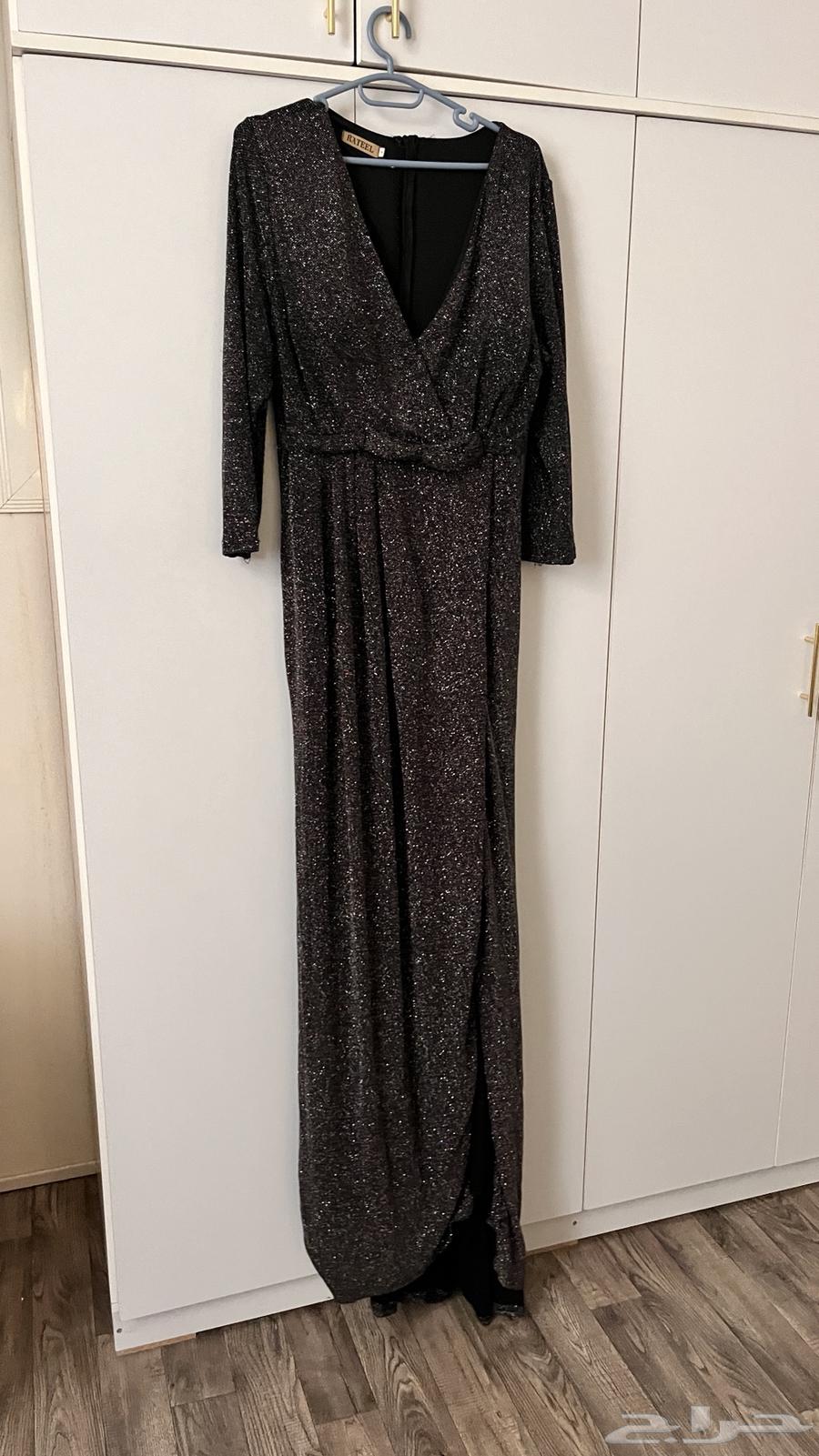 Dresses for sale in different sizes, worn once only64460748580611110