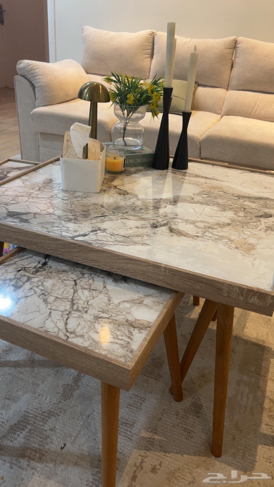طاوله كبيره و4 طاولات خدمة64461008536706110