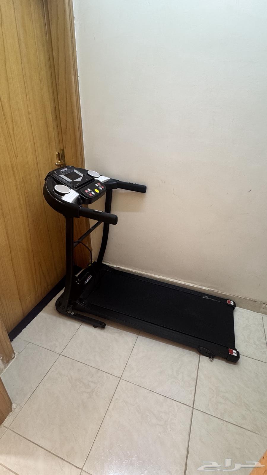 سير رياضي للبيع64463047163011113