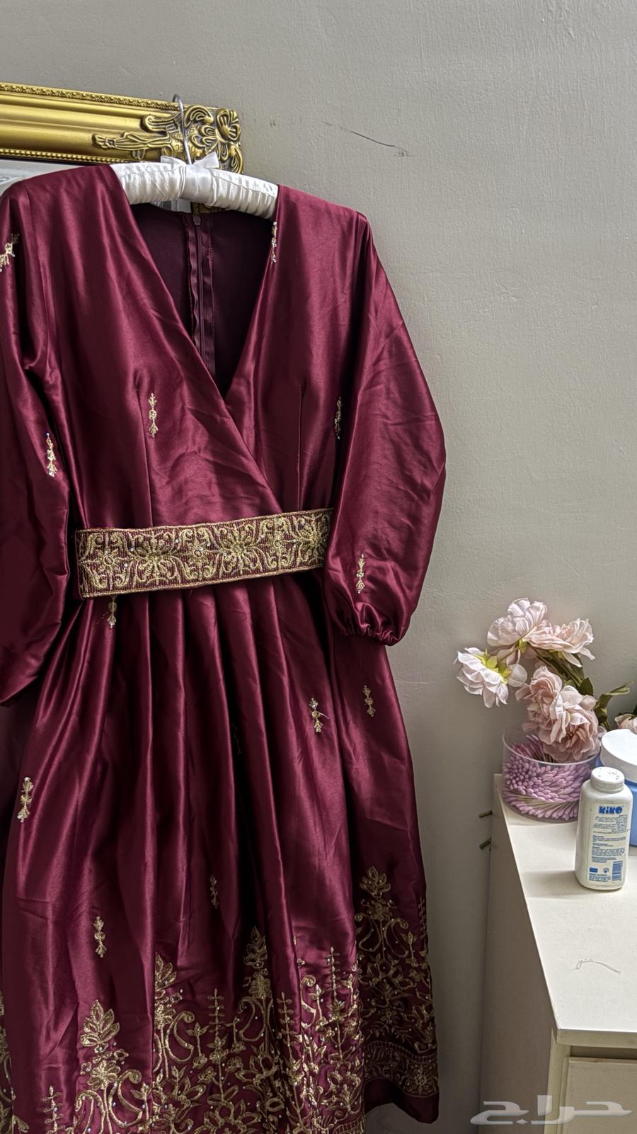 فستان برغندي تطريز هندي64462225830915110