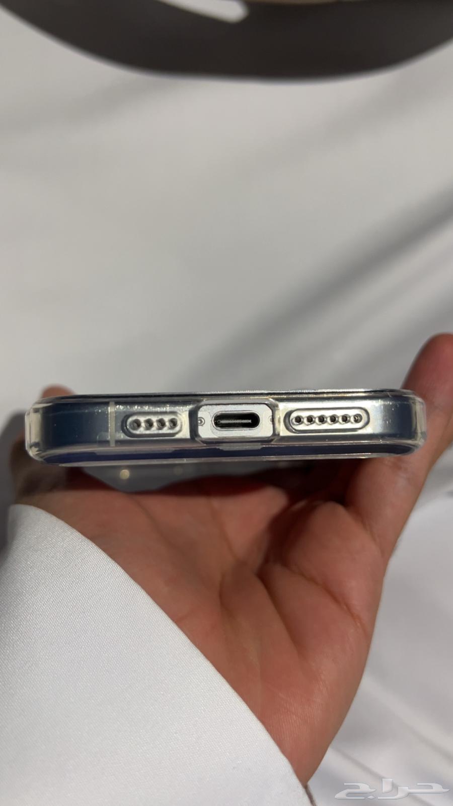 ايفون 16 برو ماكس 3200 ريال64464224350721113