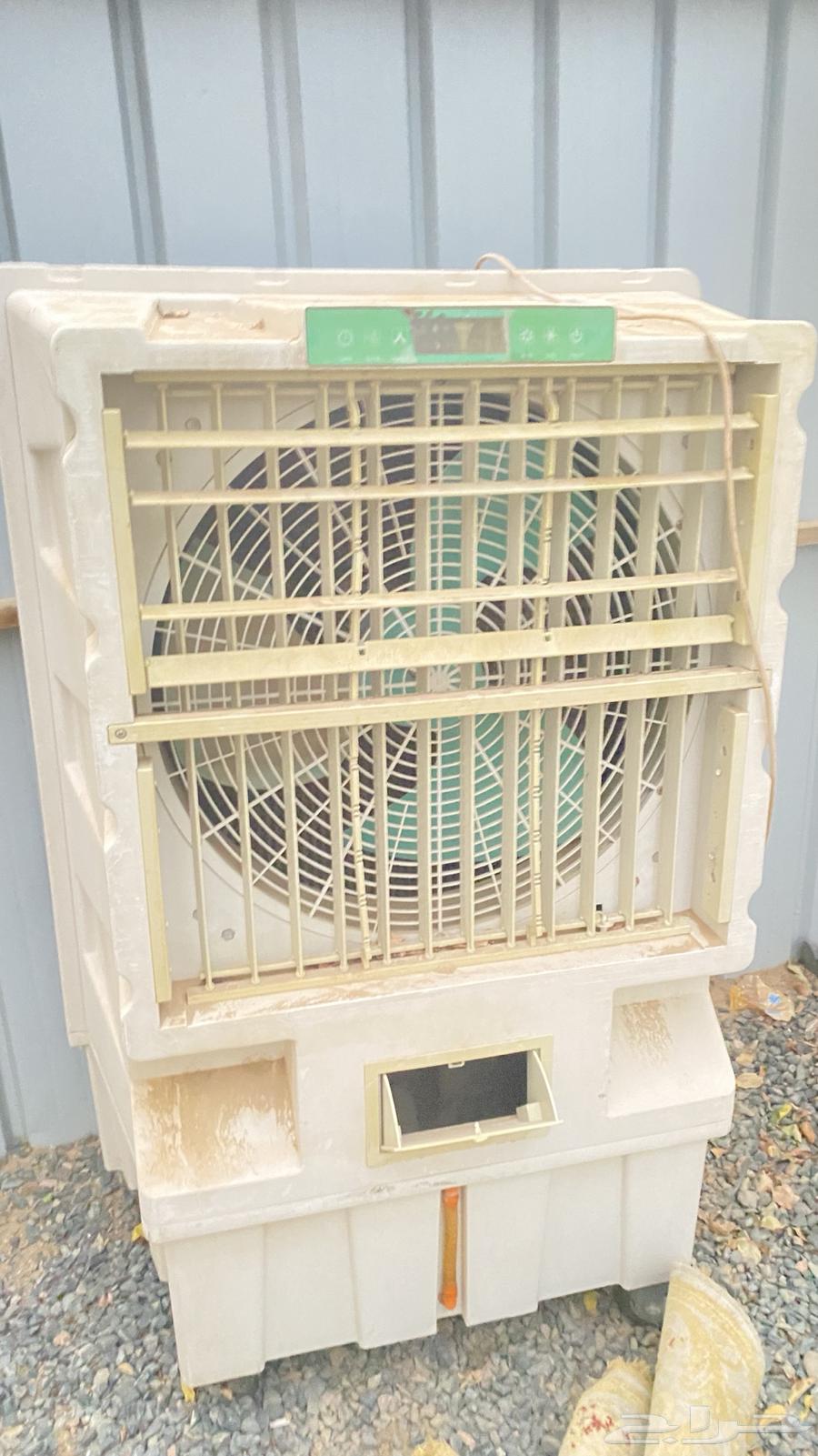 Portable desert cooler on wheels, clean and in good condition, price 35064462007614723112