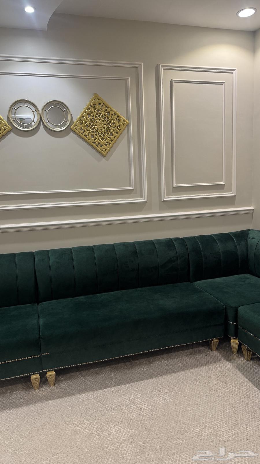 Green sofa, almost new64463432821761112
