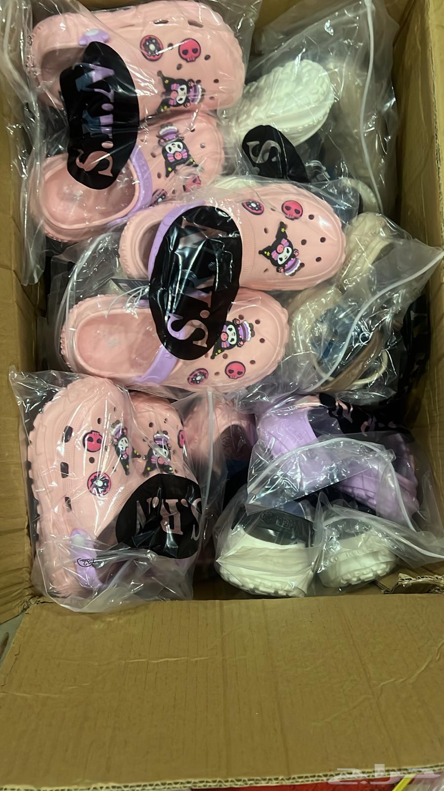 Clogs and Slippers High-Quality Material Sizes from 25 to 4164464167781378111