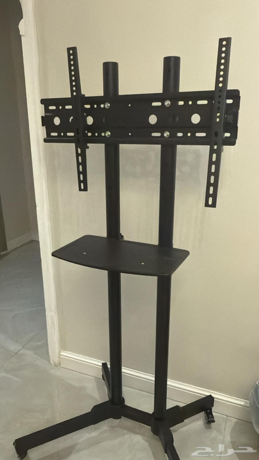 حامله تلفزيون متحركه جديده لم تستخدم64459603569923112