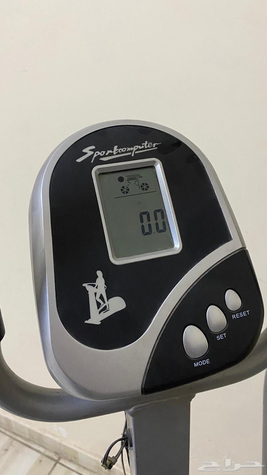 Exercise device64458348800259111