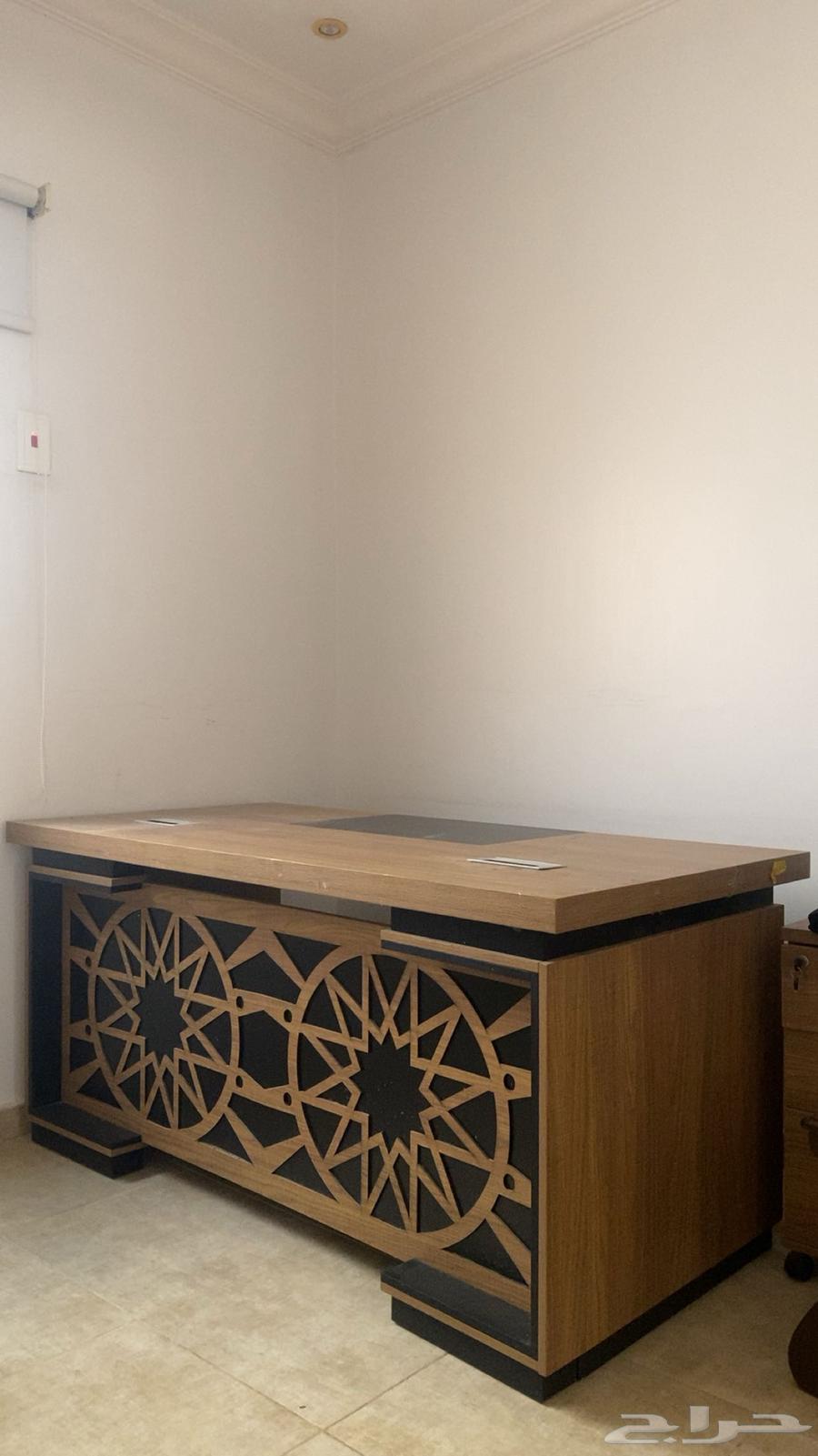 طاوله مكتبيه64459970199937110