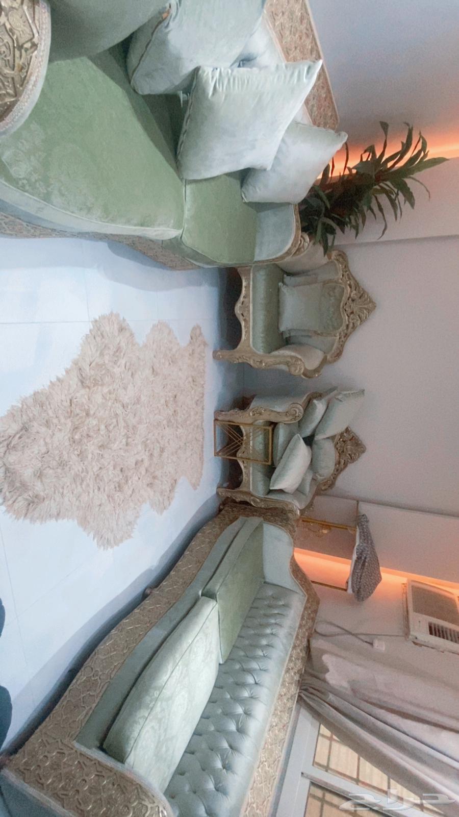 للبيع كنب نظيف لما يستخدم كثير64462007747202110