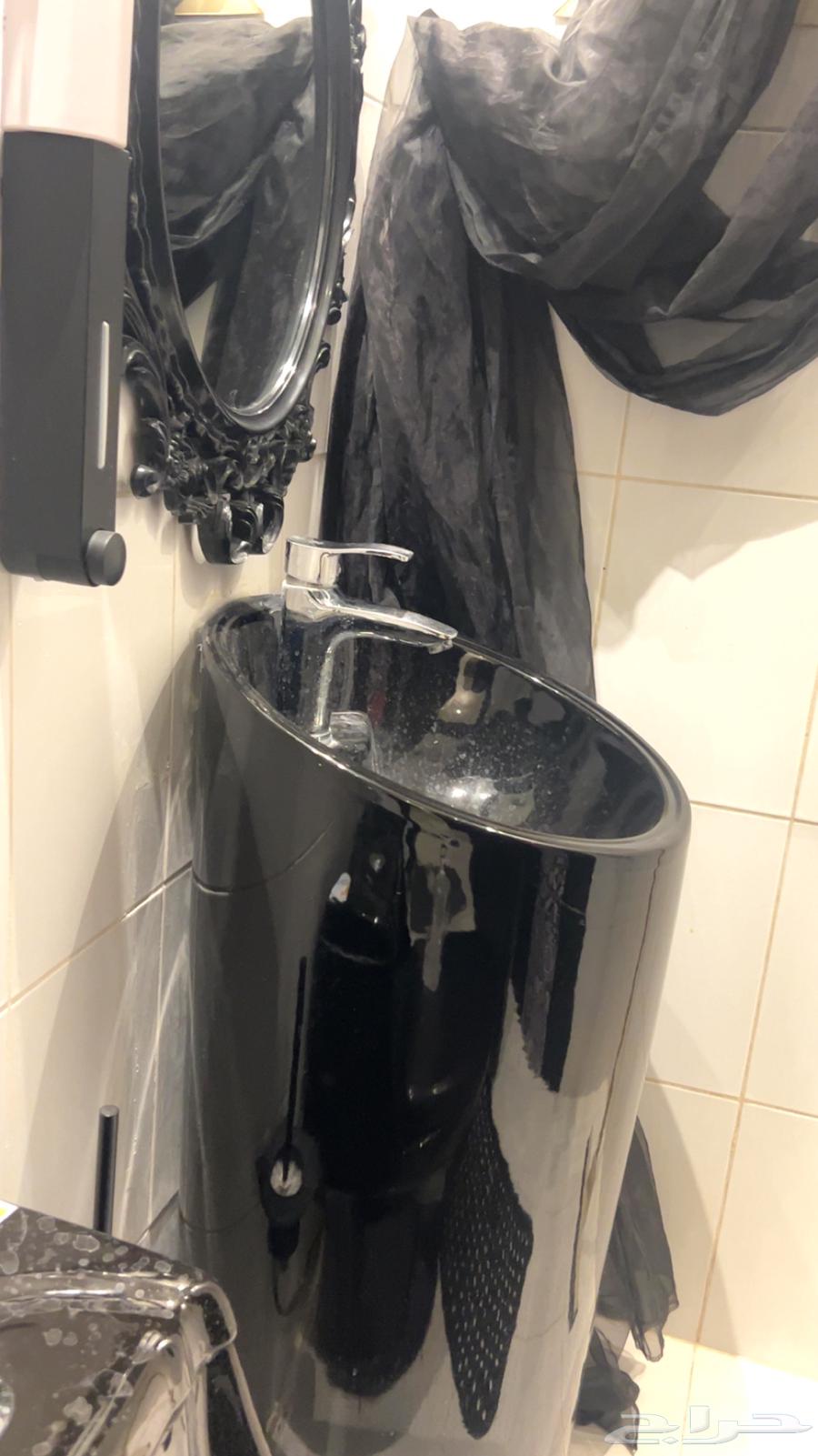 للبيع مغسلة حمام وكرسي ومرايا64457960491523112