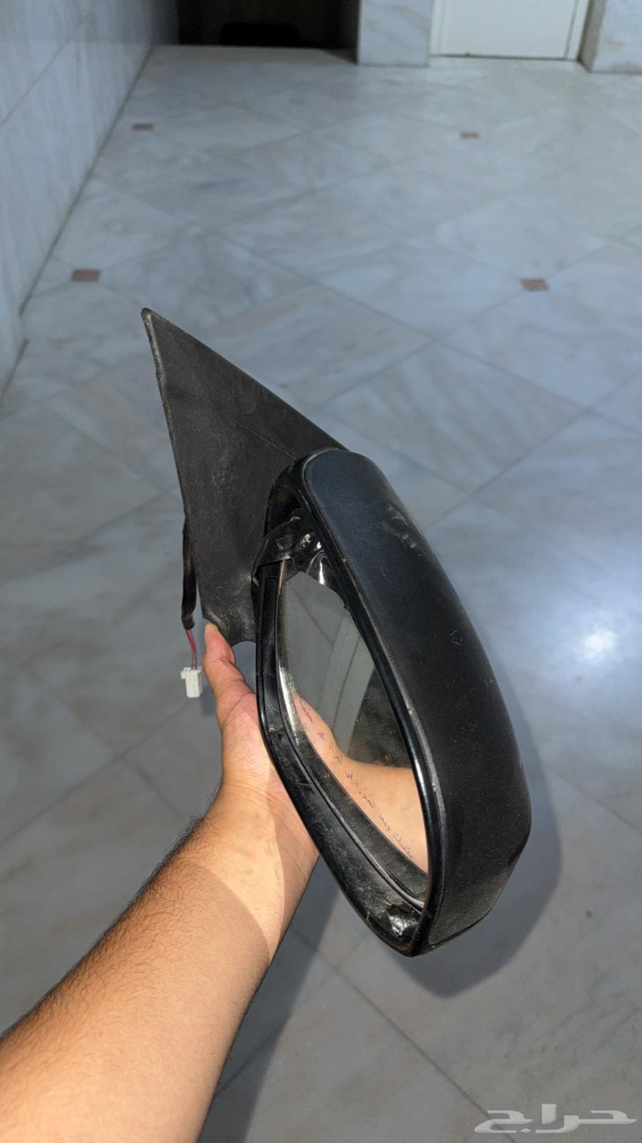 مراية يارس وكاله القزاز مكسور متغير و الغطاء متغير64623343737602111