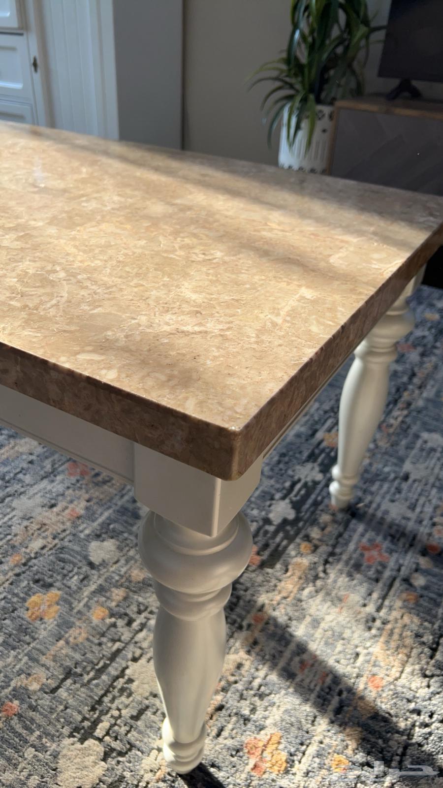 طاولة قهوة من هوم سنتر و مكتب دراسة مع كرسي دوار64460338608513112