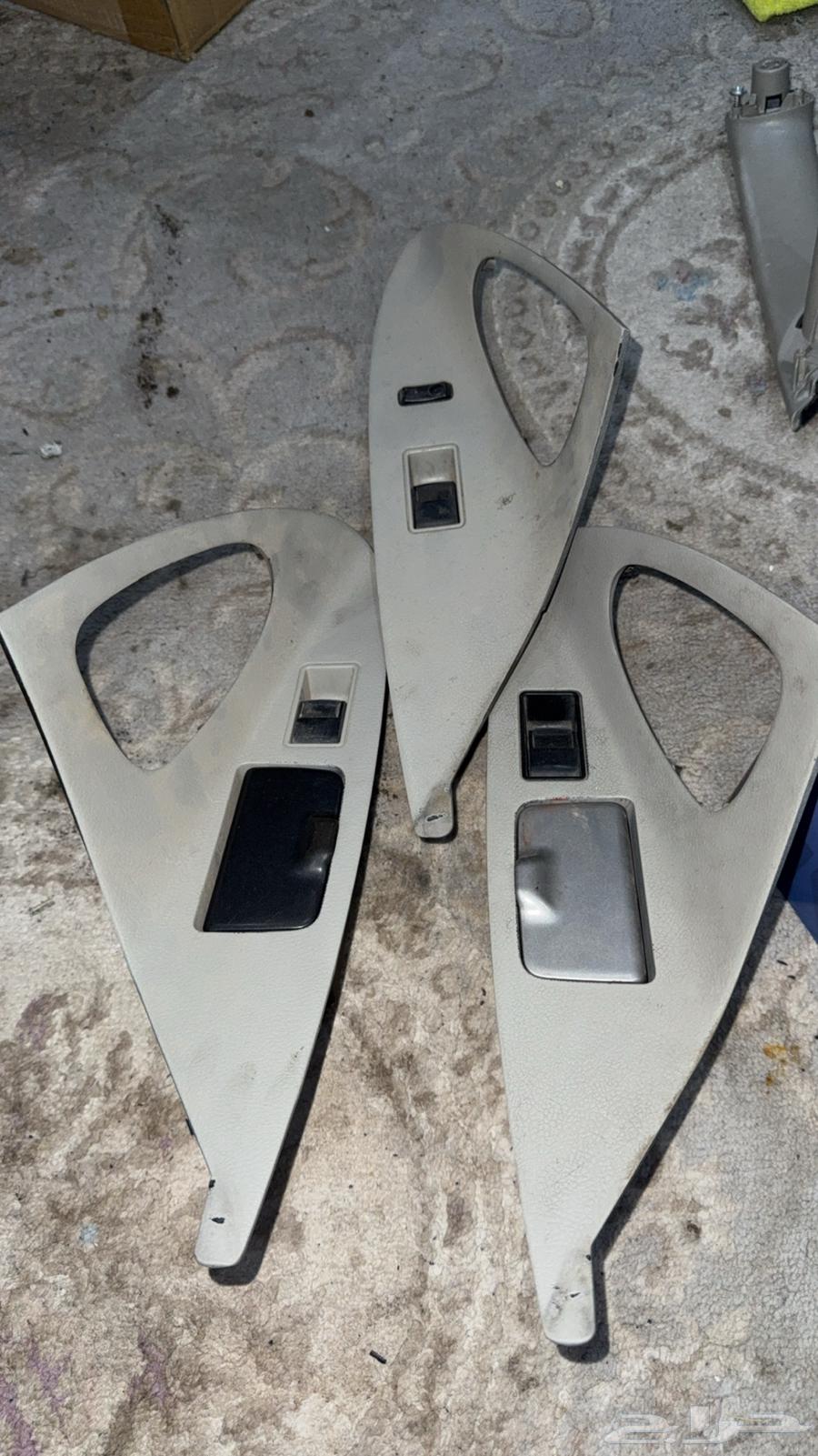 للبيع ديكور تحكم قزاز كامري 7الى 1164624070444930110